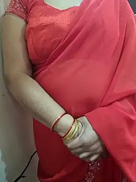 milf-kaira online show from January 7, 2026, 5:12 am