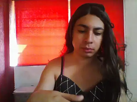 Snapshot of Yasmin_Paez99 chatting on November 8, 2025, 4:43 pm Yasmin Paez99 online show from November 8, 2025, 4:43 pm