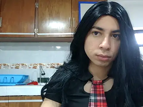 Snapshot of Yasmin_Paez99 chatting on May 10, 2026, 10:44 pm Yasmin Paez99 online show from May 10, 2026, 10:44 pm