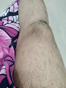 Snapshot of Tamilrojanew chatting on December 5, 2025, 11:31 am Tamilrojanew online show from December 5, 2025, 11:31 am