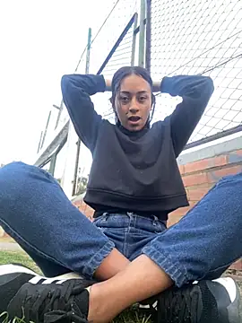 Little aphrodite online show from October 7, 2025, 10:33 pm