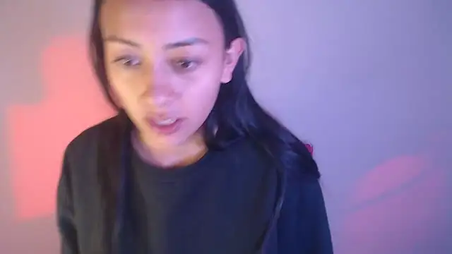 Little aphrodite online show from September 15, 2025, 4:13 am