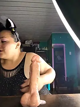 emily sweet13 online show from June 10, 2026, 1:51 am