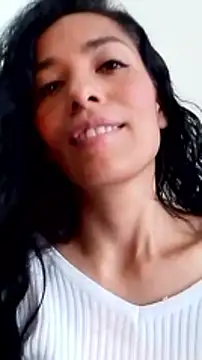 chloewildd  online show from February 2, 2025, 3:49 pm