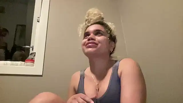 Snapshot of brithneysquirt chatting on March 11, 2026, 8:36 pm brithneysquirt online show from March 11, 2026, 8:36 pm