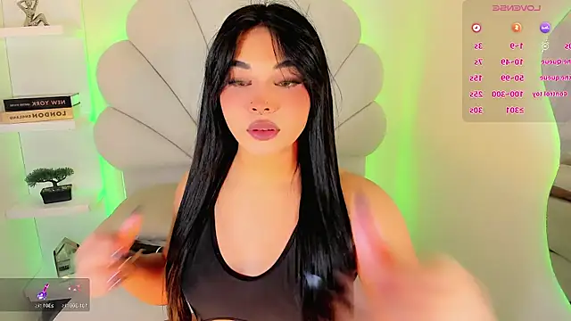 ValentinaMarinn online show from March 24, 2026, 8:09 pm