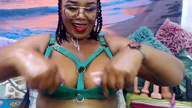 MATURExxxASS online show from April 21, 2026, 2:47 am