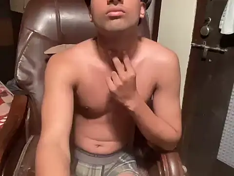 Snapshot of yourhero3466 chatting on October 15, 2025, 4:37 pm yourhero3466 online show from October 15, 2025, 4:37 pm