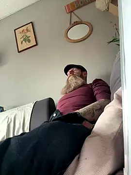 Snapshot of Ice_mannHH chatting on November 27, 2025, 1:22 pm Ice mannHH online show from November 27, 2025, 1:22 pm