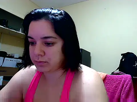 Victorialatina online show from November 5, 2025, 11:52 pm