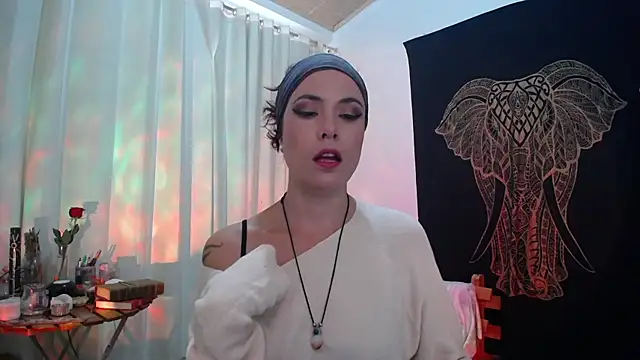 Snapshot of AmaRiv chatting on February 26, 2025, 11:43 am AmaRiv online show from February 26, 2025, 11:43 am