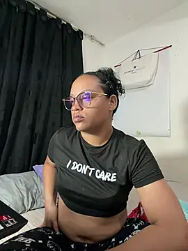 Snapshot of angela_angels_ chatting on June 12, 2026, 10:02 am angela angels online show from June 12, 2026, 10:02 am