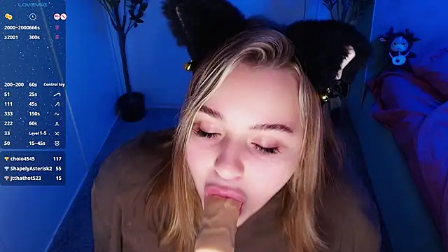 AlliceBrown  online show from December 24, 2024, 9:39 am