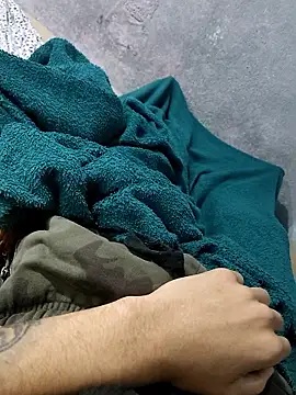 Snapshot of Juliano69xv chatting on January 16, 2026, 1:04 pm Juliano69xv online show from January 16, 2026, 1:04 pm