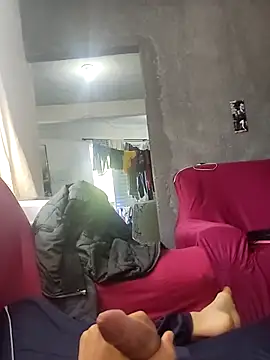 Snapshot of Juliano69xv chatting on January 9, 2026, 12:56 pm Juliano69xv online show from January 9, 2026, 12:56 pm