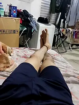 Snapshot of Juliano69xv chatting on December 21, 2025, 2:46 am Juliano69xv online show from December 21, 2025, 2:46 am