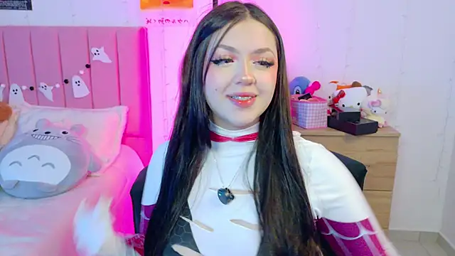 Snapshot of p3ach1 chatting on October 28, 2025, 3:18 am p3ach1 online show from October 28, 2025, 3:18 am