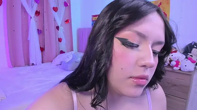 Snapshot of p3ach1 chatting on October 1, 2025, 11:30 pm p3ach1 online show from October 1, 2025, 11:30 pm