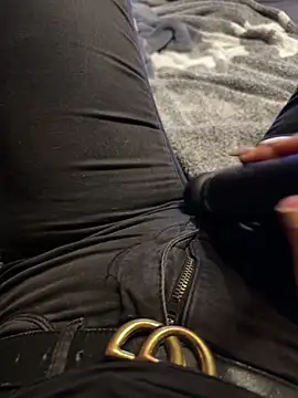 Ana-05 online show from November 17, 2025, 6:34 pm