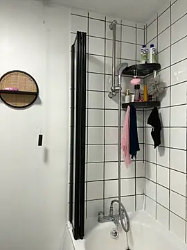 Snapshot of vanilla_chocolate23 chatting on October 17, 2025, 2:19 pm vanilla chocolate23 online show from October 17, 2025, 2:19 pm