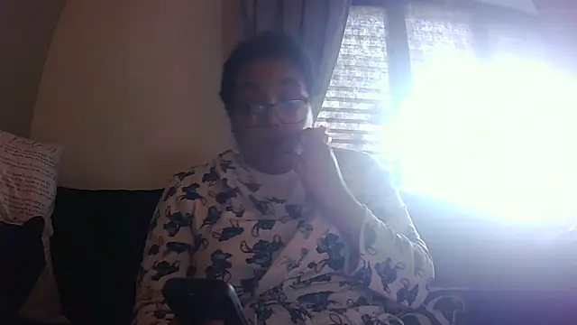 Snapshot of vanilla_chocolate23 chatting on December 14, 2025, 12:11 pm vanilla chocolate23 online show from December 14, 2025, 12:11 pm