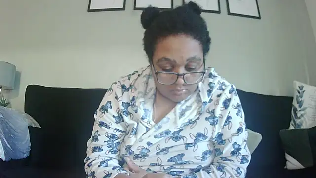 Snapshot of vanilla_chocolate23 chatting on October 24, 2025, 8:13 am vanilla chocolate23 online show from October 24, 2025, 8:13 am