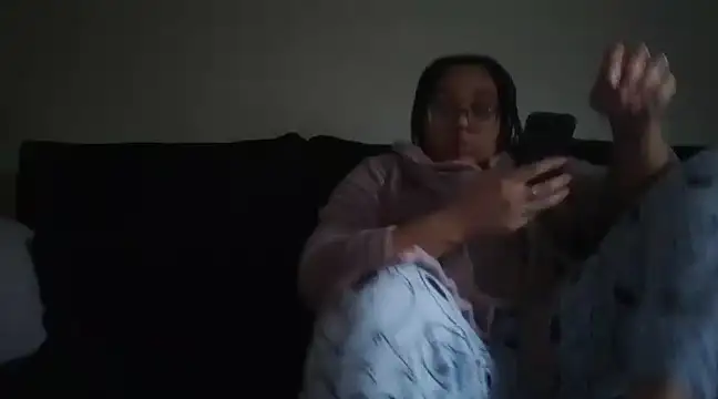 Snapshot of vanilla_chocolate23 chatting on February 21, 2025, 12:06 pm vanilla chocolate23 online show from February 21, 2025, 12:06 pm