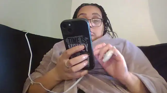 Snapshot of vanilla_chocolate23 chatting on February 18, 2025, 1:55 pm vanilla chocolate23 online show from February 18, 2025, 1:55 pm