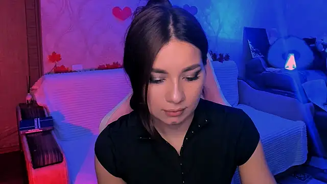 Snapshot of Swee_Alicee chatting on April 6, 2026, 8:10 pm Swee Alicee online show from April 6, 2026, 8:10 pm