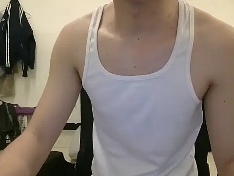 sexysmboy69 online show from April 30, 2026, 2:24 pm