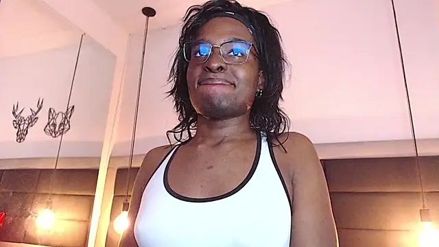 Snapshot of candy_lovee69 chatting on November 5, 2025, 10:24 pm candy lovee69 online show from November 5, 2025, 10:24 pm