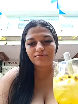 Snapshot of girl_milk1 chatting on June 25, 2026, 10:04 pm girl milk1 online show from June 25, 2026, 10:04 pm