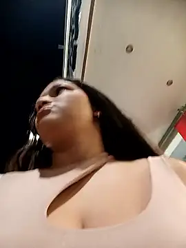 Snapshot of girl_milk1 chatting on November 14, 2025, 10:57 pm girl milk1 online show from November 14, 2025, 10:57 pm