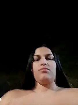 Snapshot of girl_milk1 chatting on November 27, 2025, 1:28 am girl milk1 online show from November 27, 2025, 1:28 am