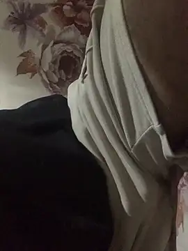 Snapshot of Jamall chatting on October 5, 2025, 6:53 pm Jamall online show from October 5, 2025, 6:53 pm