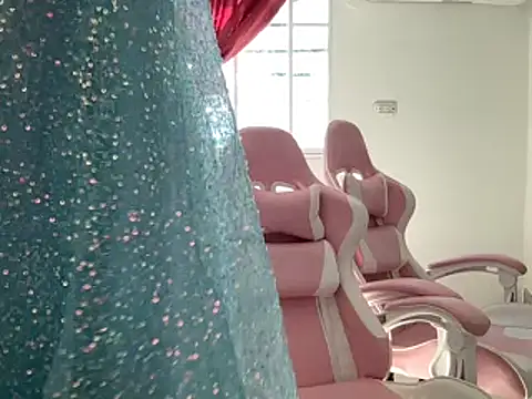 Snapshot of Susandolls chatting on January 11, 2025, 3:52 pm Susandolls online show from January 11, 2025, 3:52 pm