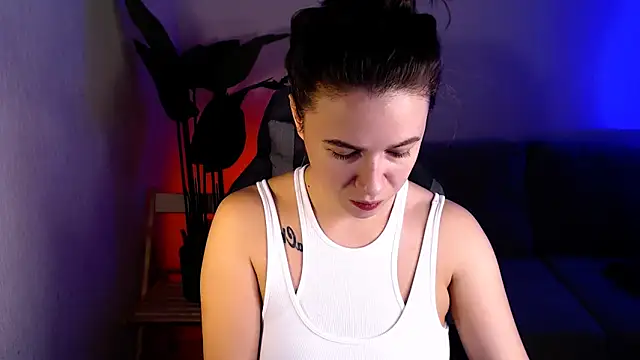 Snapshot of M_Sensual chatting on December 22, 2025, 1:50 am M Sensual online show from December 22, 2025, 1:50 am