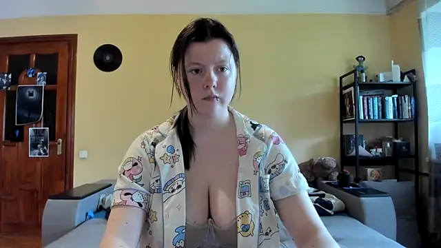 LillyDepp online show from May 13, 2026, 12:45 pm