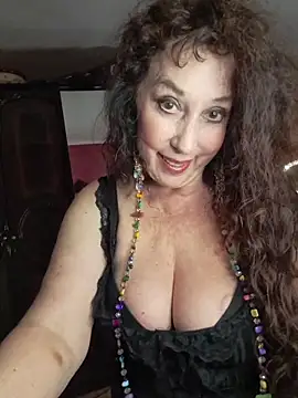GypsyEsmeralda online show from May 6, 2026, 6:23 pm