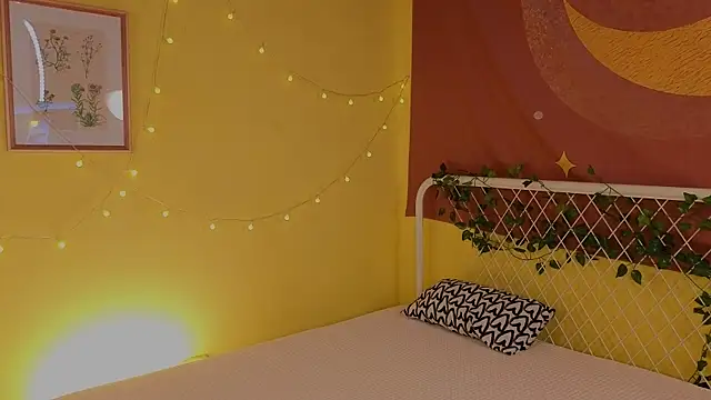 Snapshot of cherry_lea chatting on November 21, 2025, 9:14 pm cherry lea online show from November 21, 2025, 9:14 pm