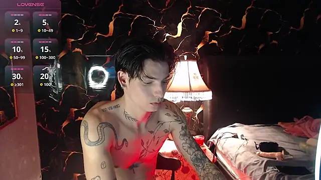 Snapshot of Apolo_Hidalgo01 chatting on November 6, 2025, 10:58 pm Apolo Hidalgo01 online show from November 6, 2025, 10:58 pm