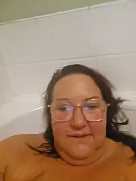 Snapshot of Bekahblows chatting on February 19, 2025, 9:58 pm Bekahblows online show from February 19, 2025, 9:58 pm