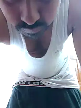 Snapshot of Hotrayyy chatting on December 27, 2024, 3:53 am Hotrayyy online show from December 27, 2024, 3:53 am