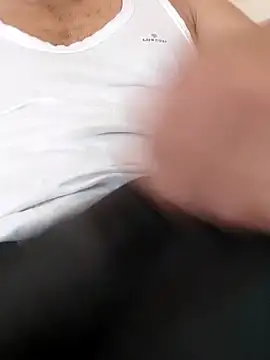 Snapshot of Hotrayyy chatting on December 24, 2024, 3:27 am Hotrayyy online show from December 24, 2024, 3:27 am