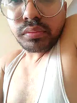 Snapshot of Hotrayyy chatting on December 29, 2024, 4:48 am Hotrayyy online show from December 29, 2024, 4:48 am