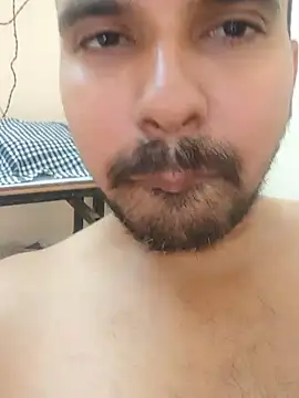 Snapshot of Hotrayyy chatting on December 28, 2024, 3:37 am Hotrayyy online show from December 28, 2024, 3:37 am