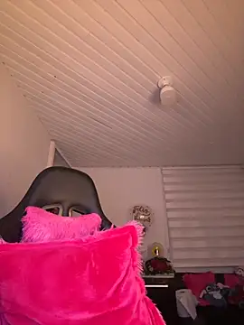 Snapshot of Anily_Lovely chatting on November 20, 2025, 10:52 pm Anily Lovely online show from November 20, 2025, 10:52 pm