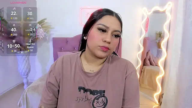 Snapshot of kendra_tay chatting on November 25, 2025, 3:07 am kendra tay online show from November 25, 2025, 3:07 am