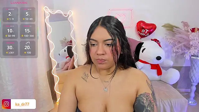 kendra tay online show from April 18, 2026, 3:20 am