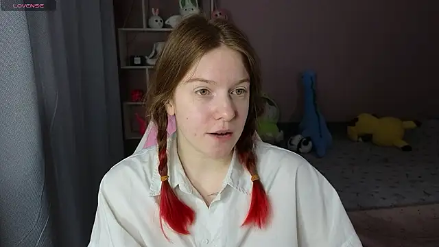 CassieJuice69 online show from December 4, 2024, 5:16 pm